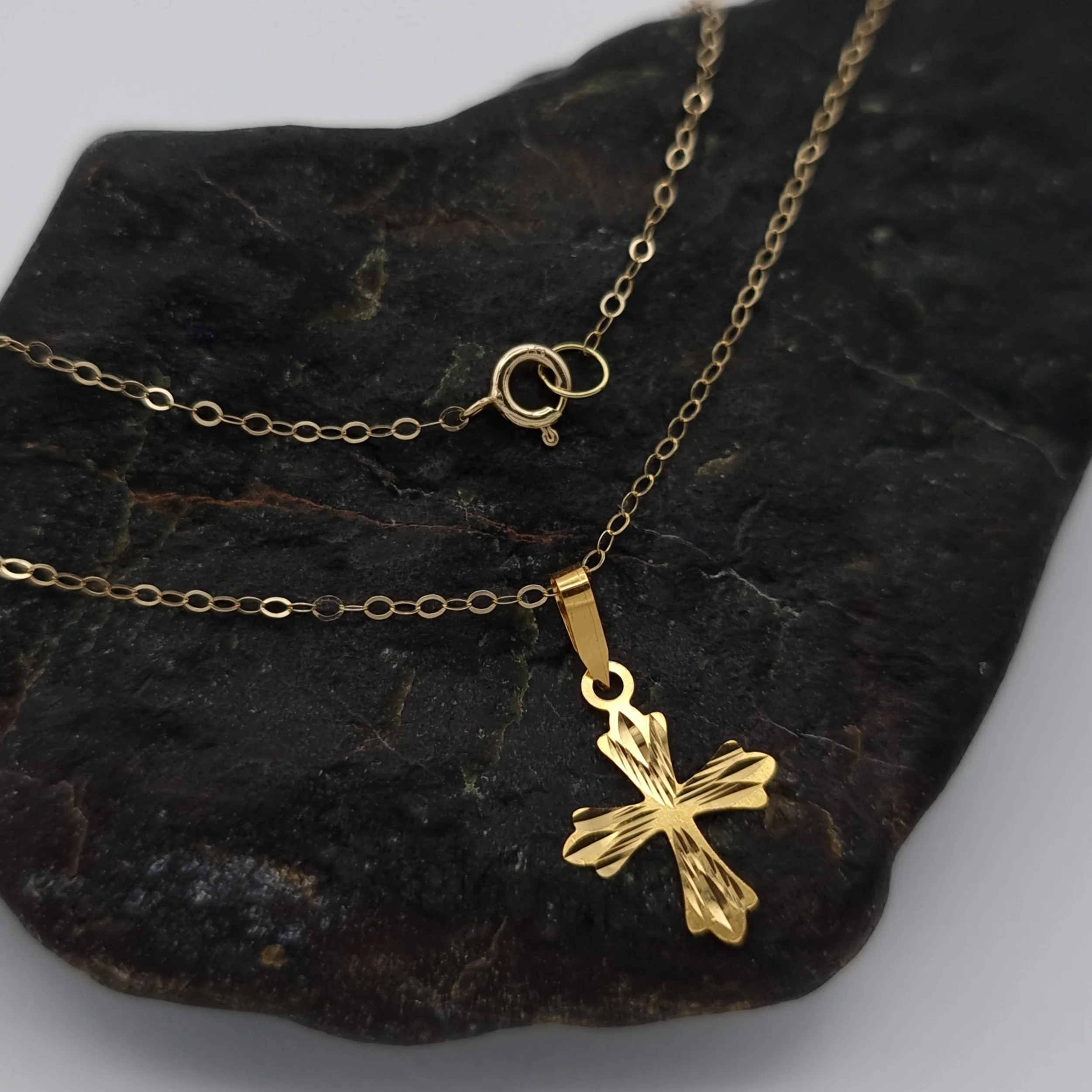 18K Pure Gold Cross Necklace - Image 3