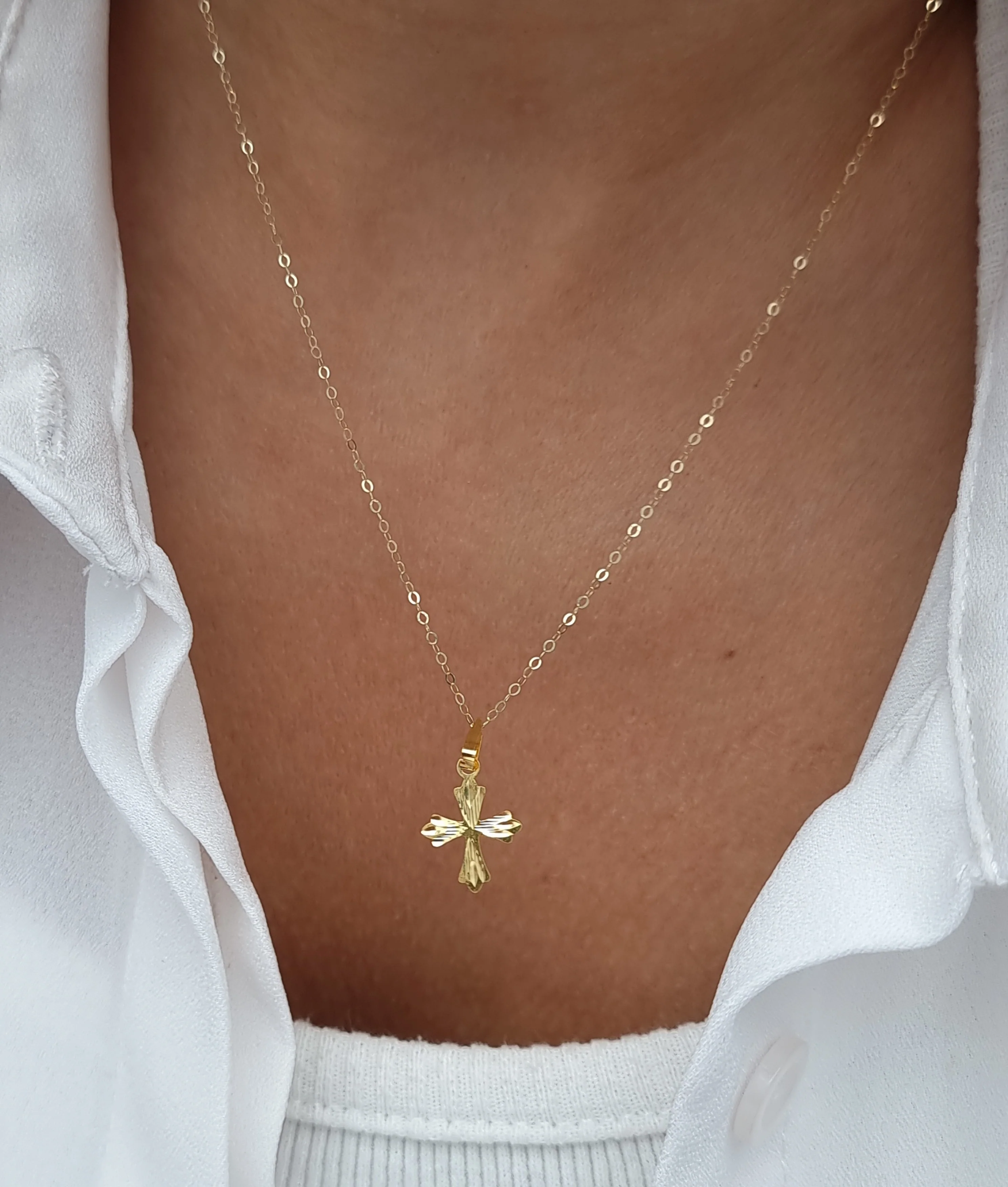 18K Pure Gold Cross Necklace - Image 4