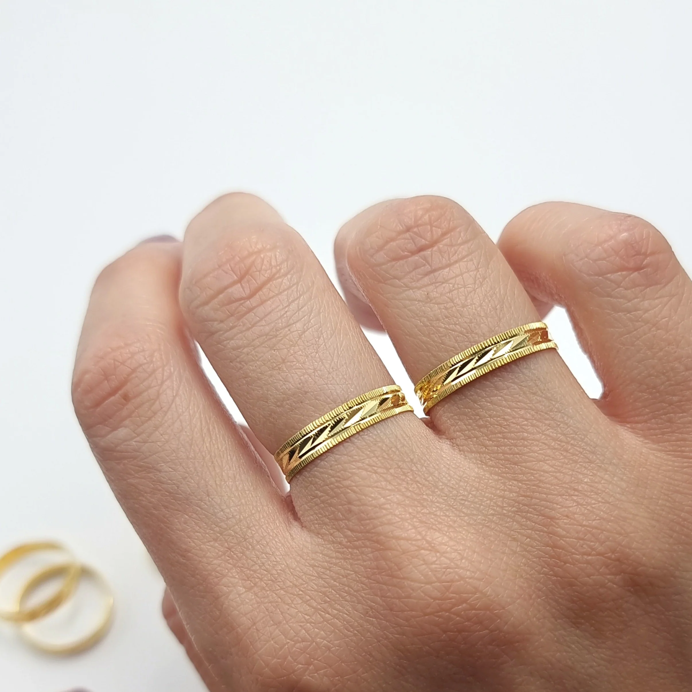 18K Pure Gold Elegant Design Couple Ring - Image 6