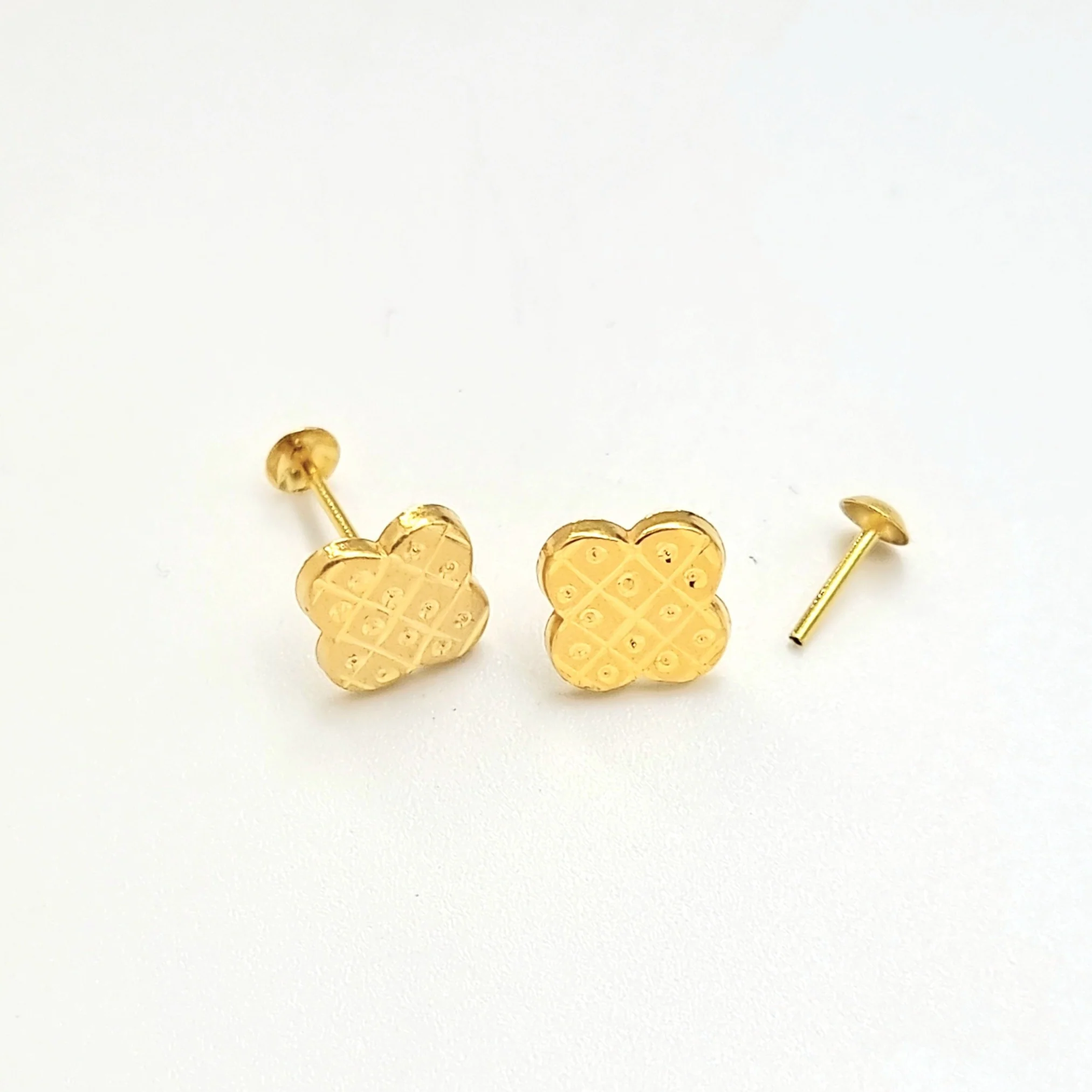 18K Pure Gold Elegant Screw Earring Set - Image 5