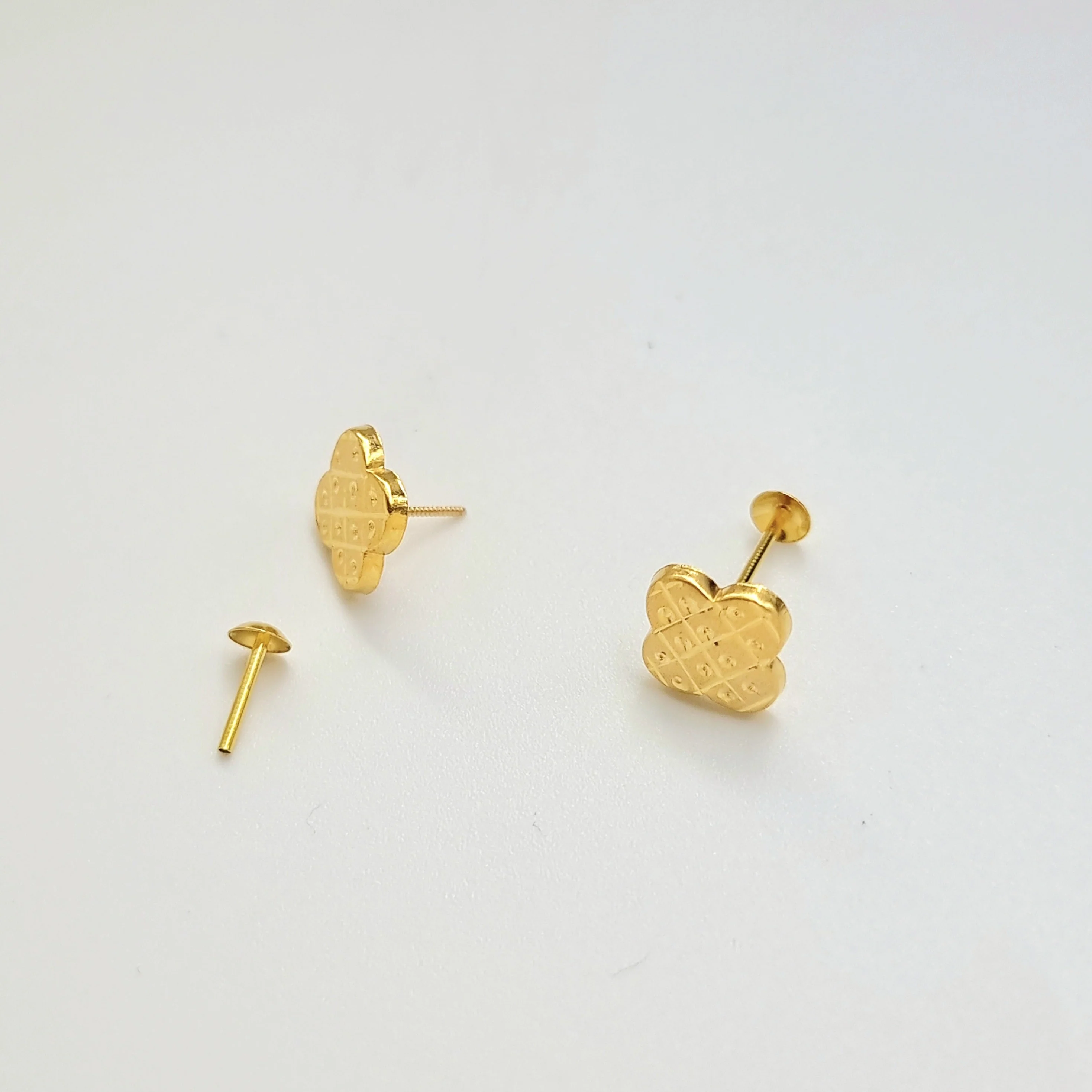 18K Pure Gold Elegant Screw Earring Set - Image 6