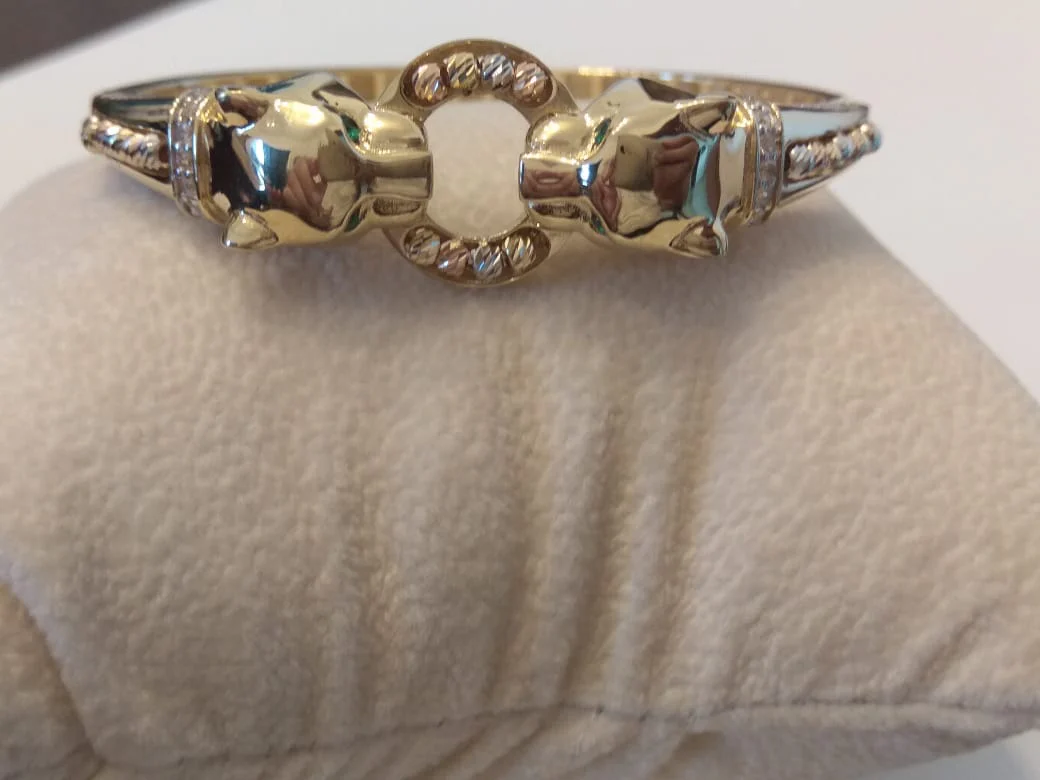 18K Pure Gold Elegant Panther Bangle - Image 7