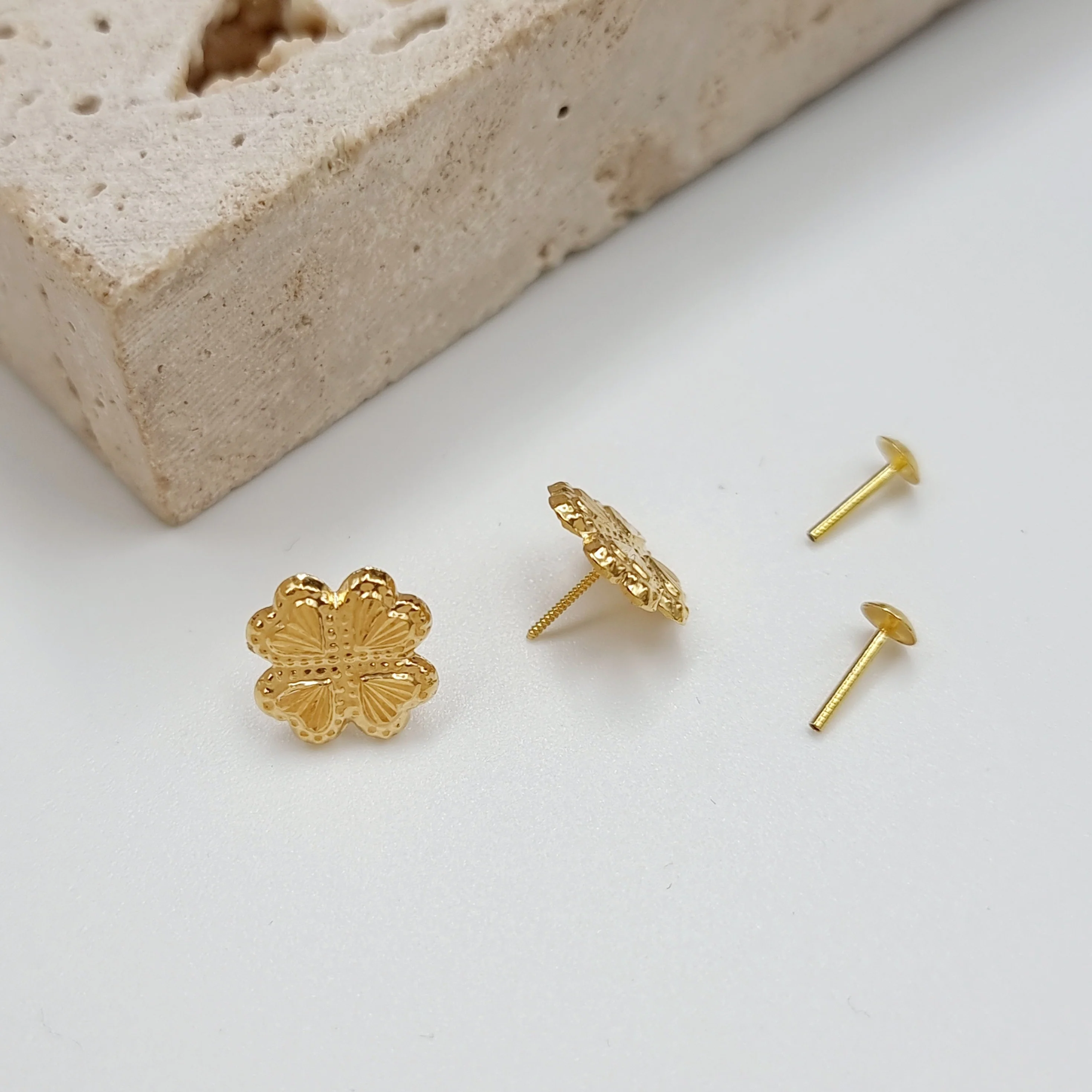 18K Pure Gold Butterfly Screw Earring Set - Image 4