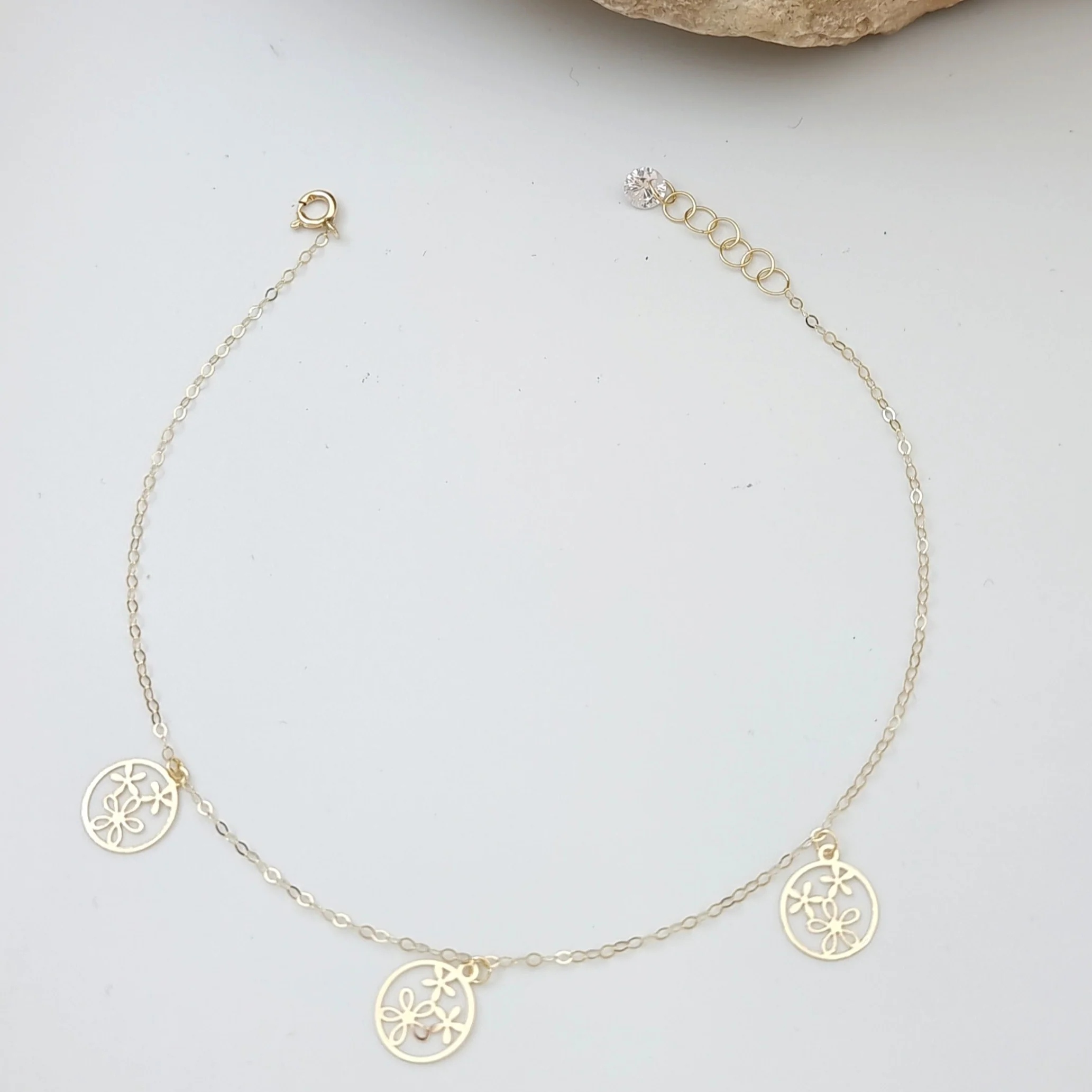 18K Pure Gold Flower Bracelet - Image 3