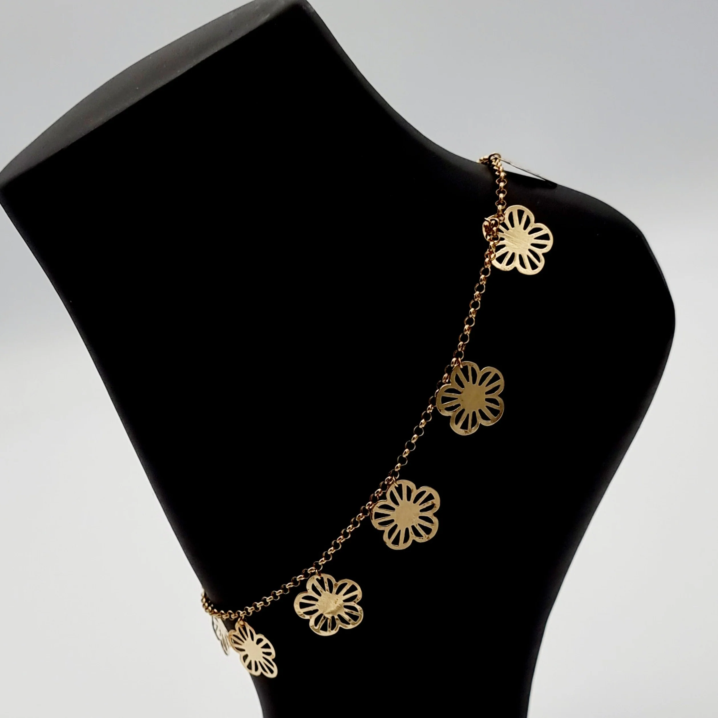 18K Pure Gold Hanging Flower Anklet - Image 6