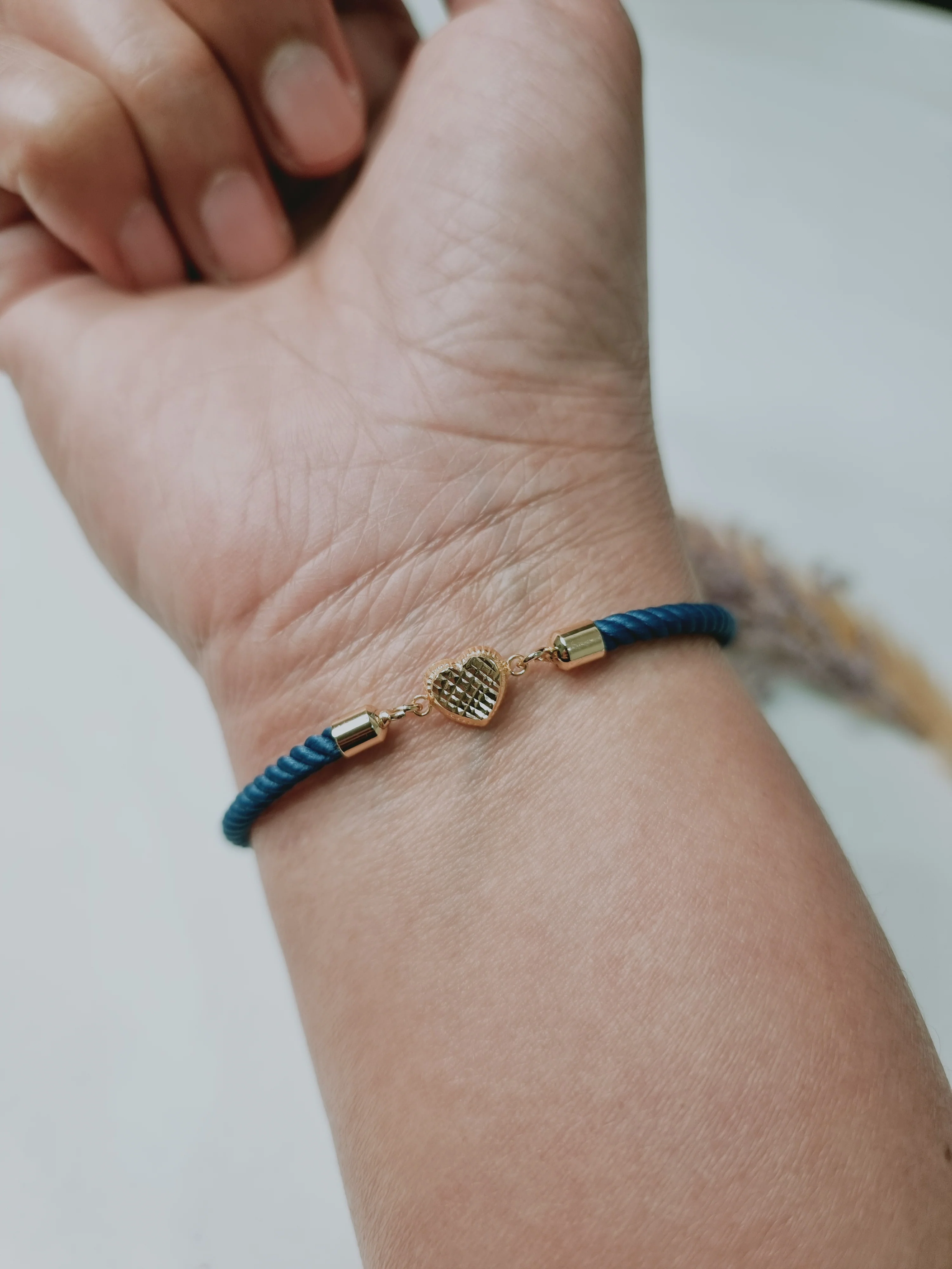 18K Pure Gold Heart Thread Bracelet Talagold - Image 9