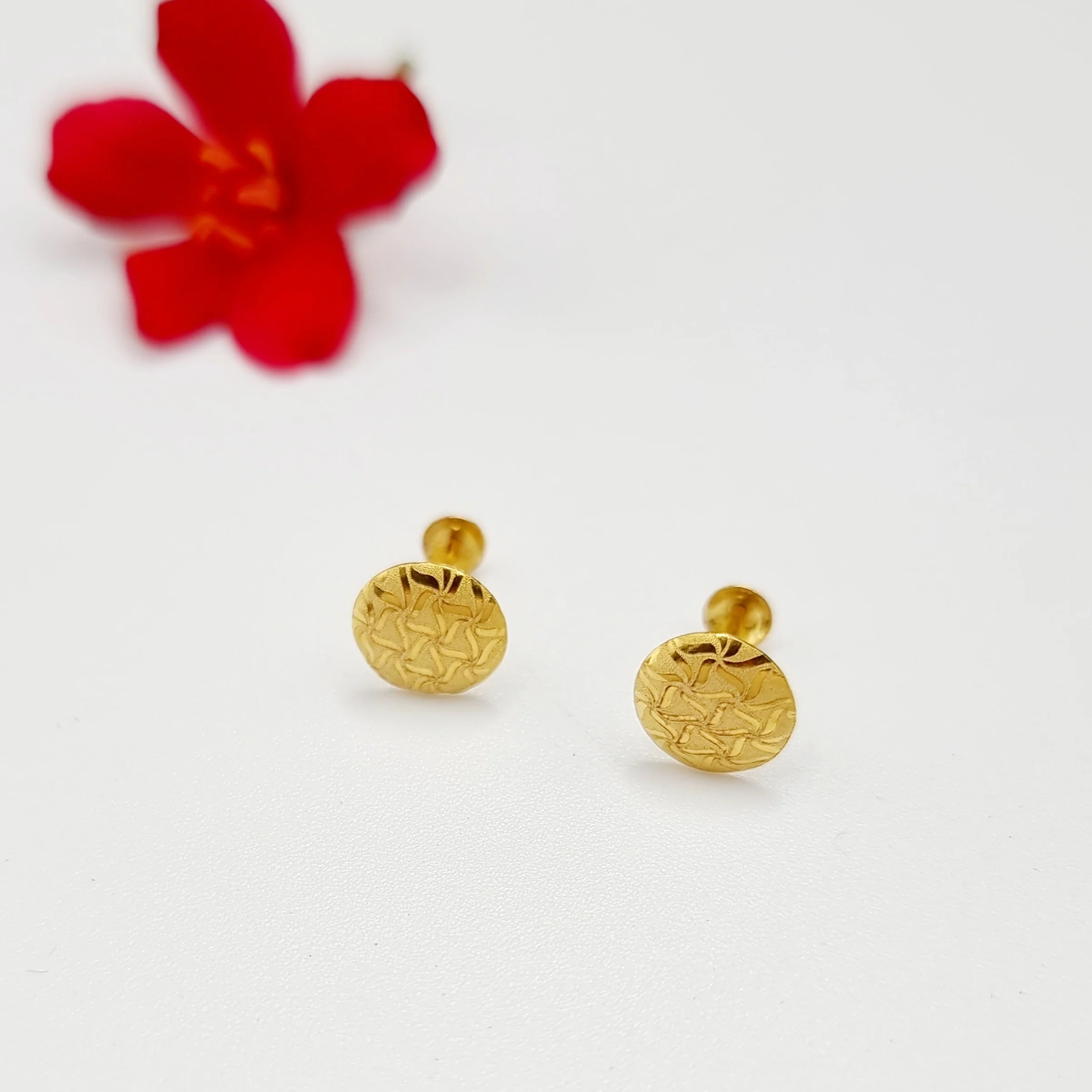 18K Pure Gold Round Stud Earring Set - Image 7