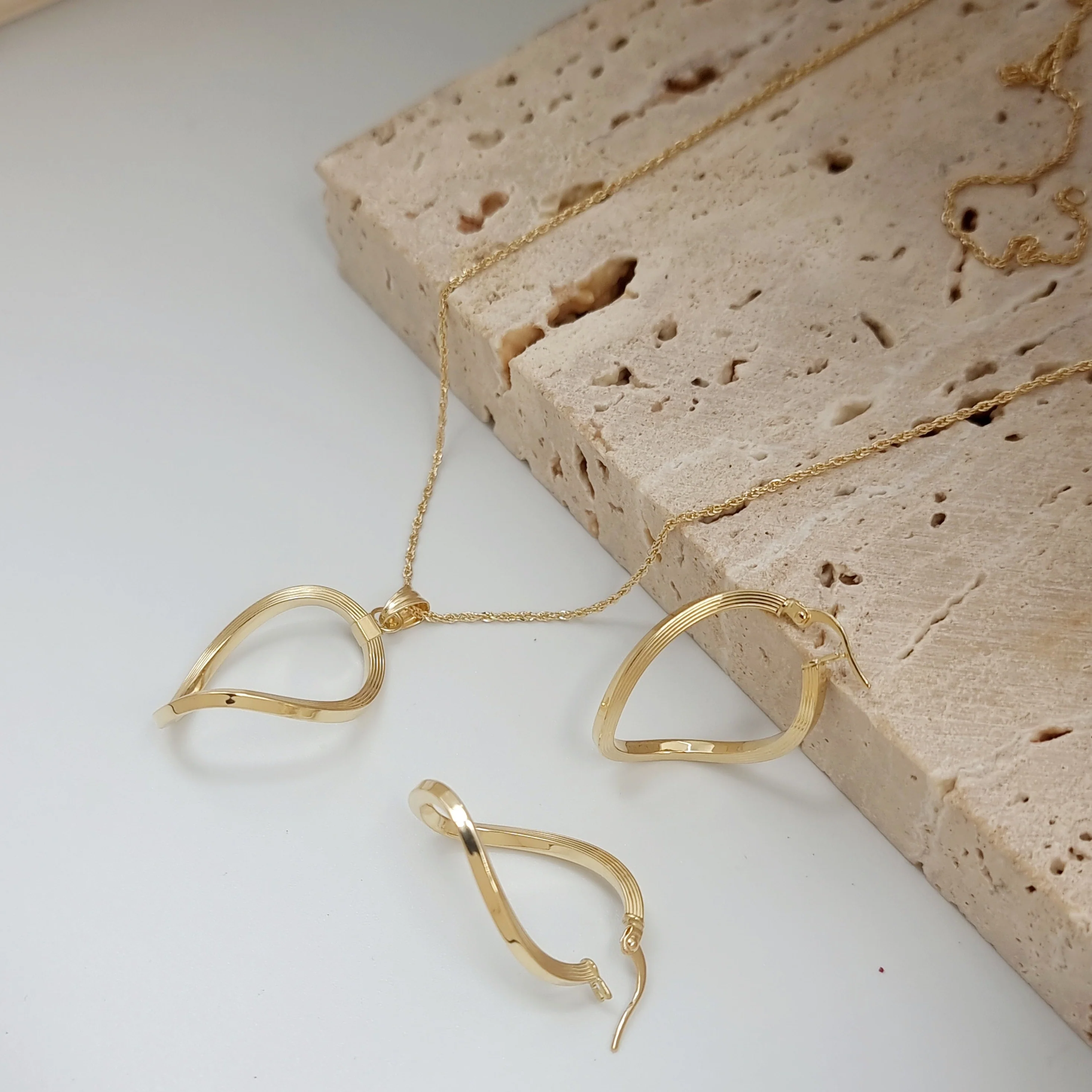 18K Pure Gold Twisted Jewelry Set - Image 6