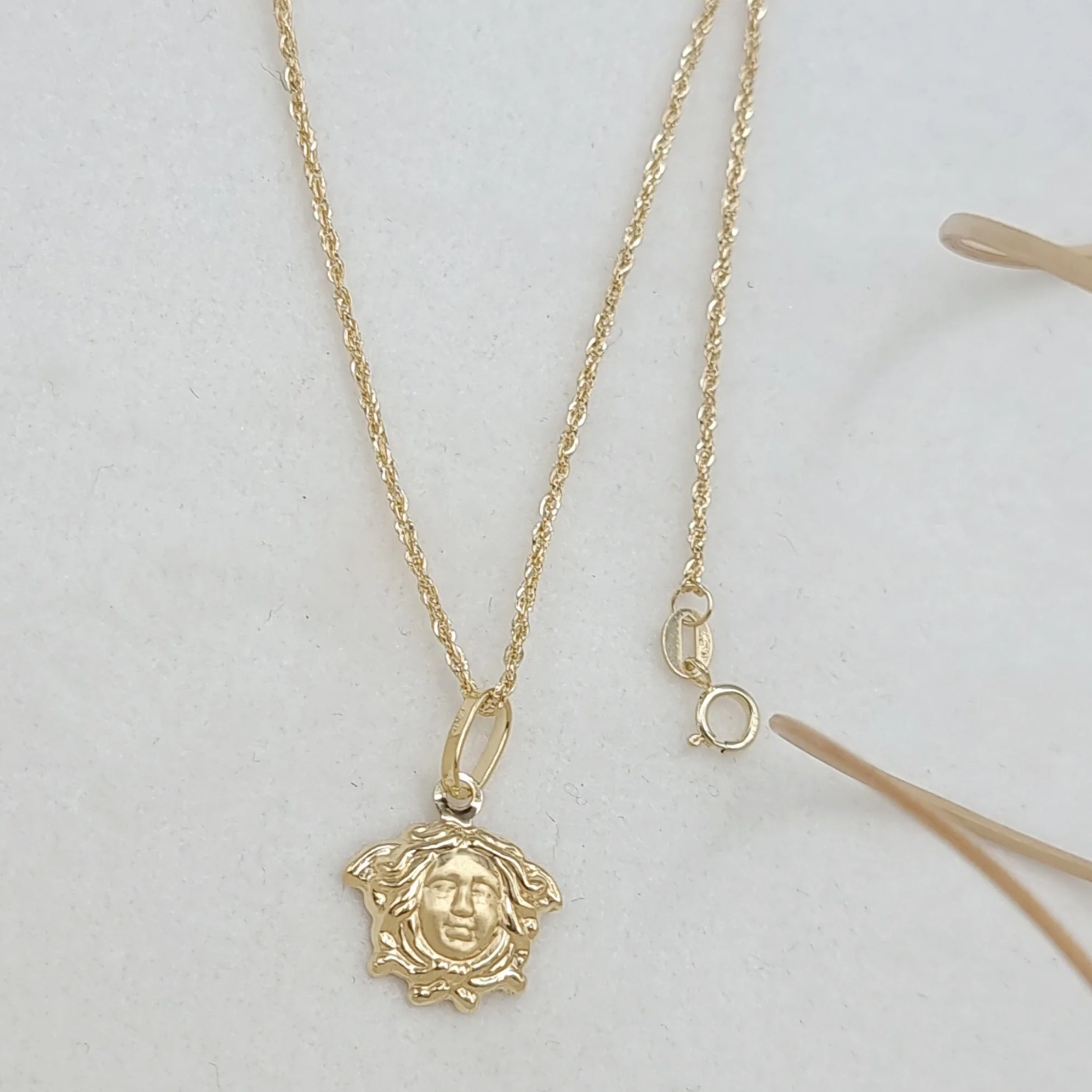 18K Pure Gold V.R.C Necklace - Image 4
