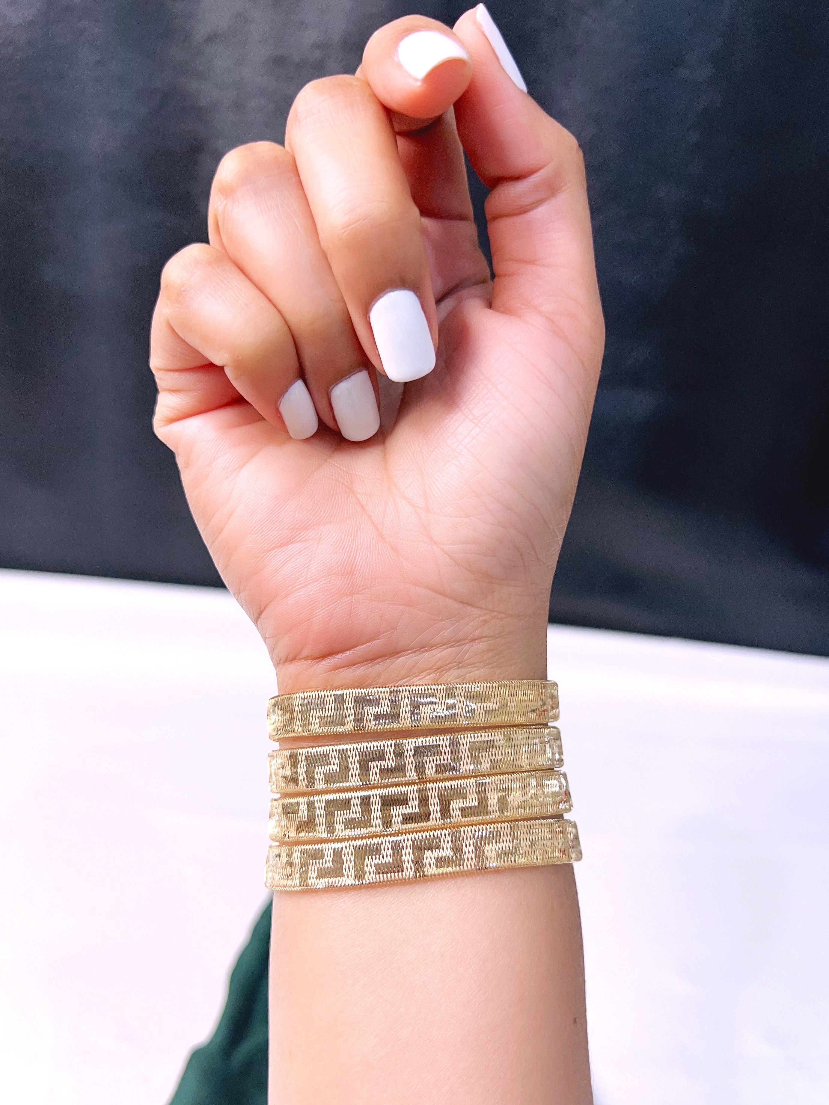 18K Pure Gold Elastic Bangle - Image 4