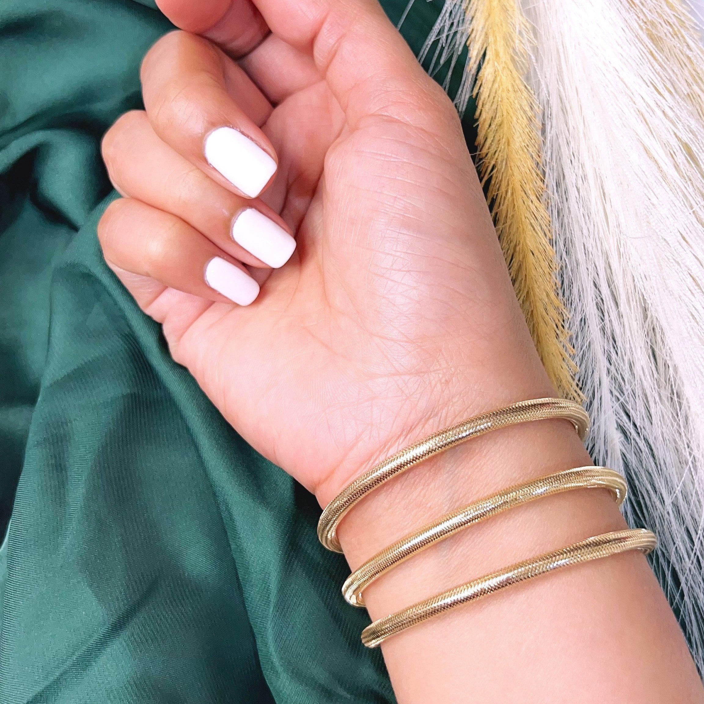 18K Pure Gold Elastic Bangle