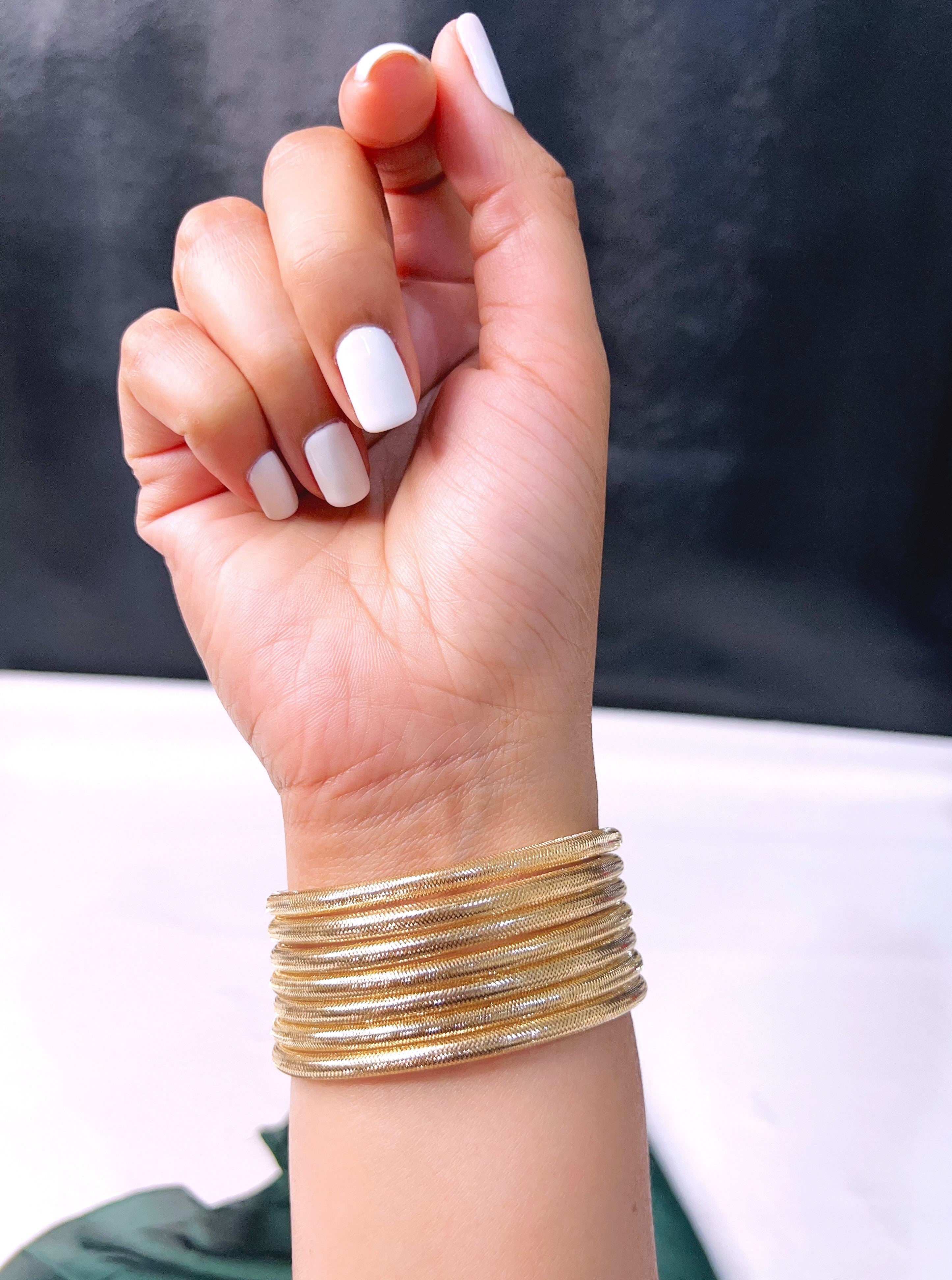 18K Pure Gold Elastic Bangle - Image 7
