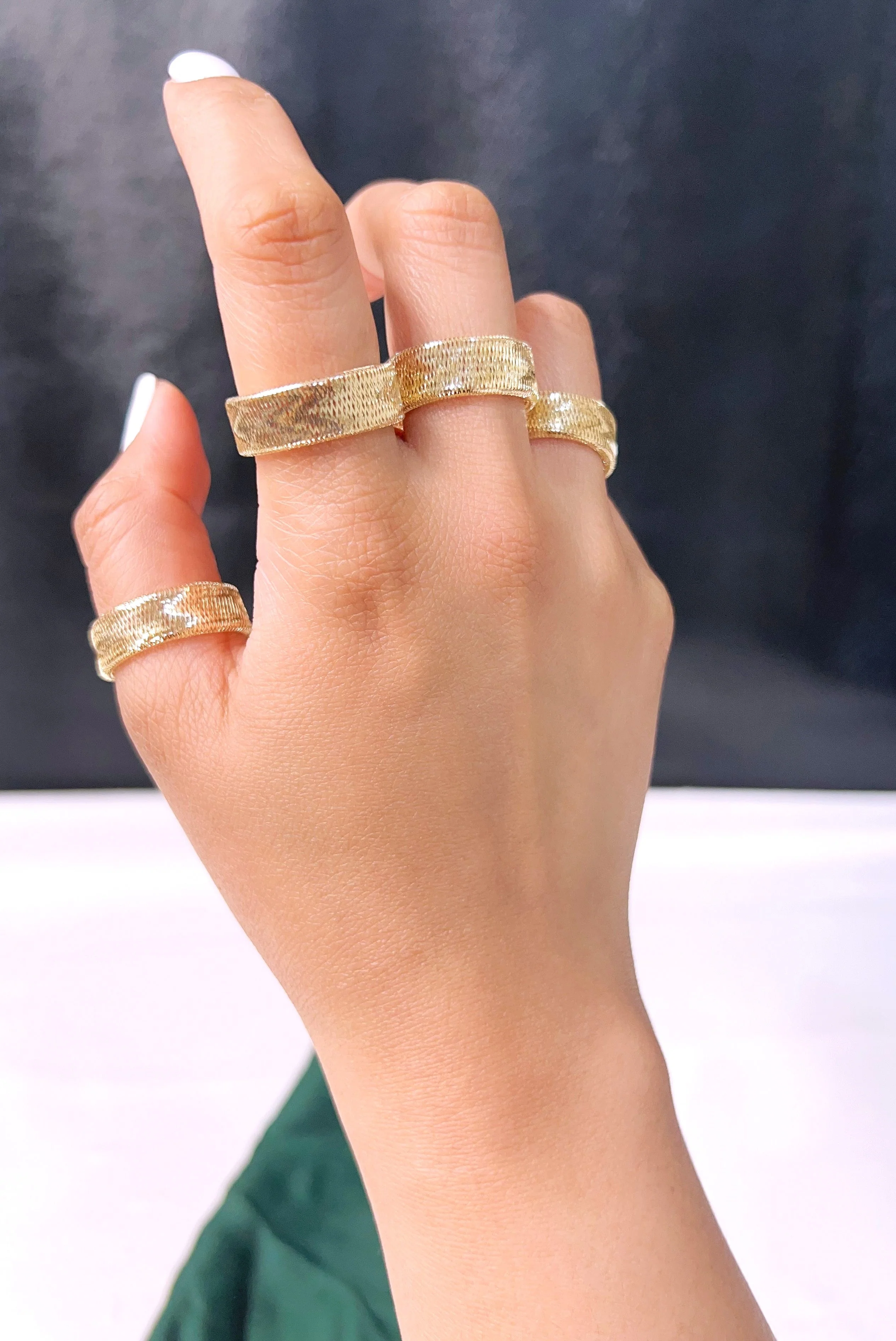 18K Real Gold Elastic Ring - Image 7