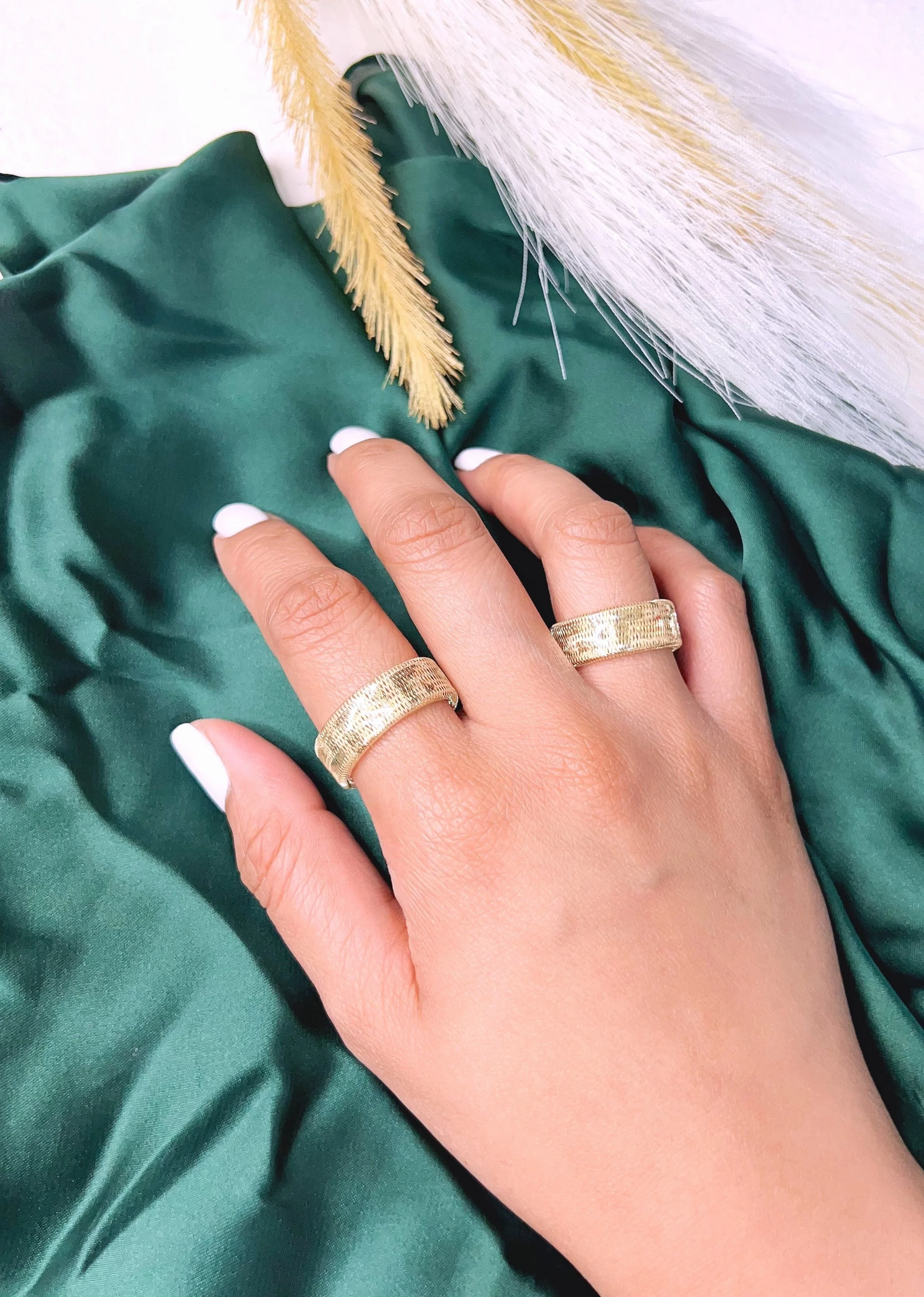 18K Pure Gold Elastic Ring - Image 3