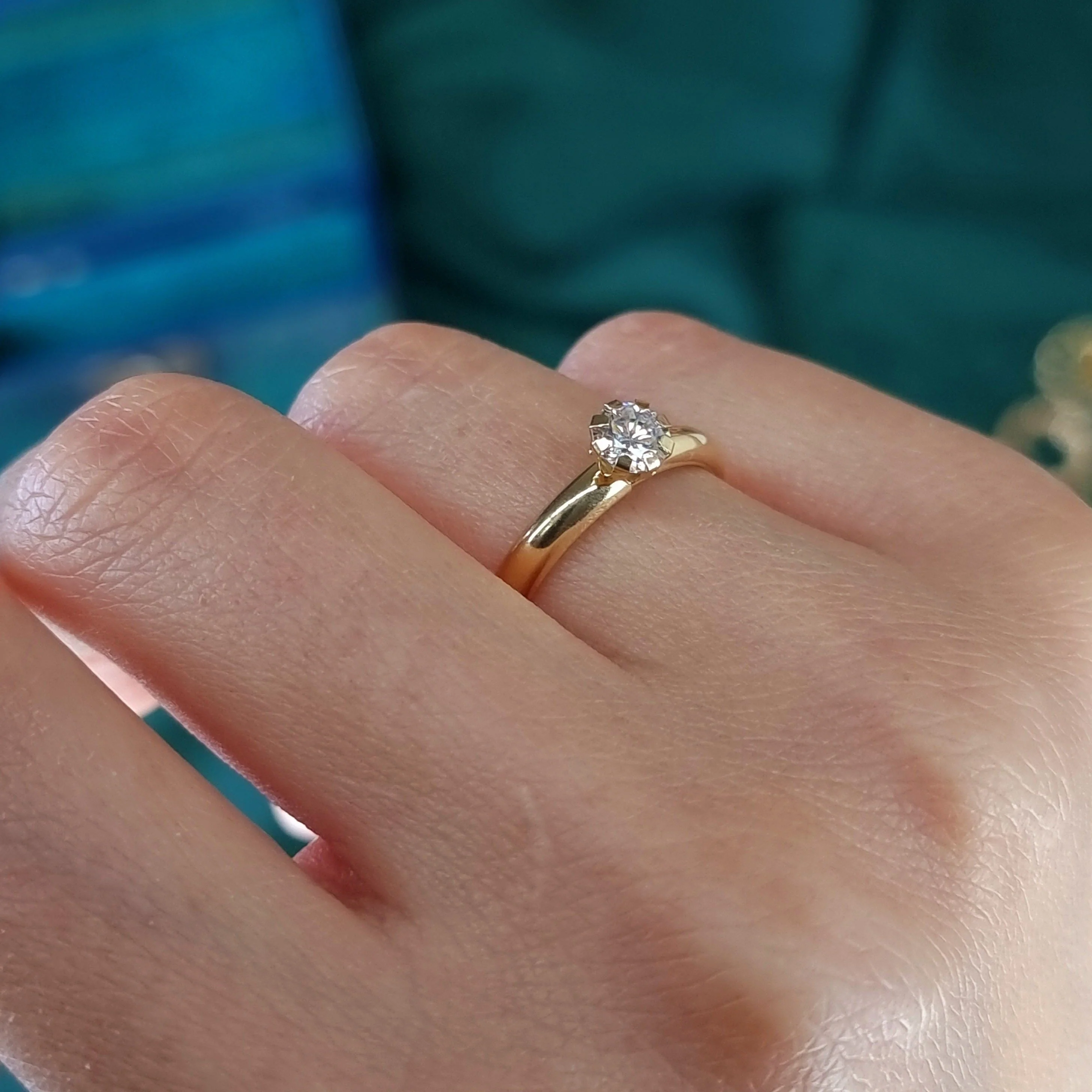 18K Pure Gold Plain Stone Ring - Image 2