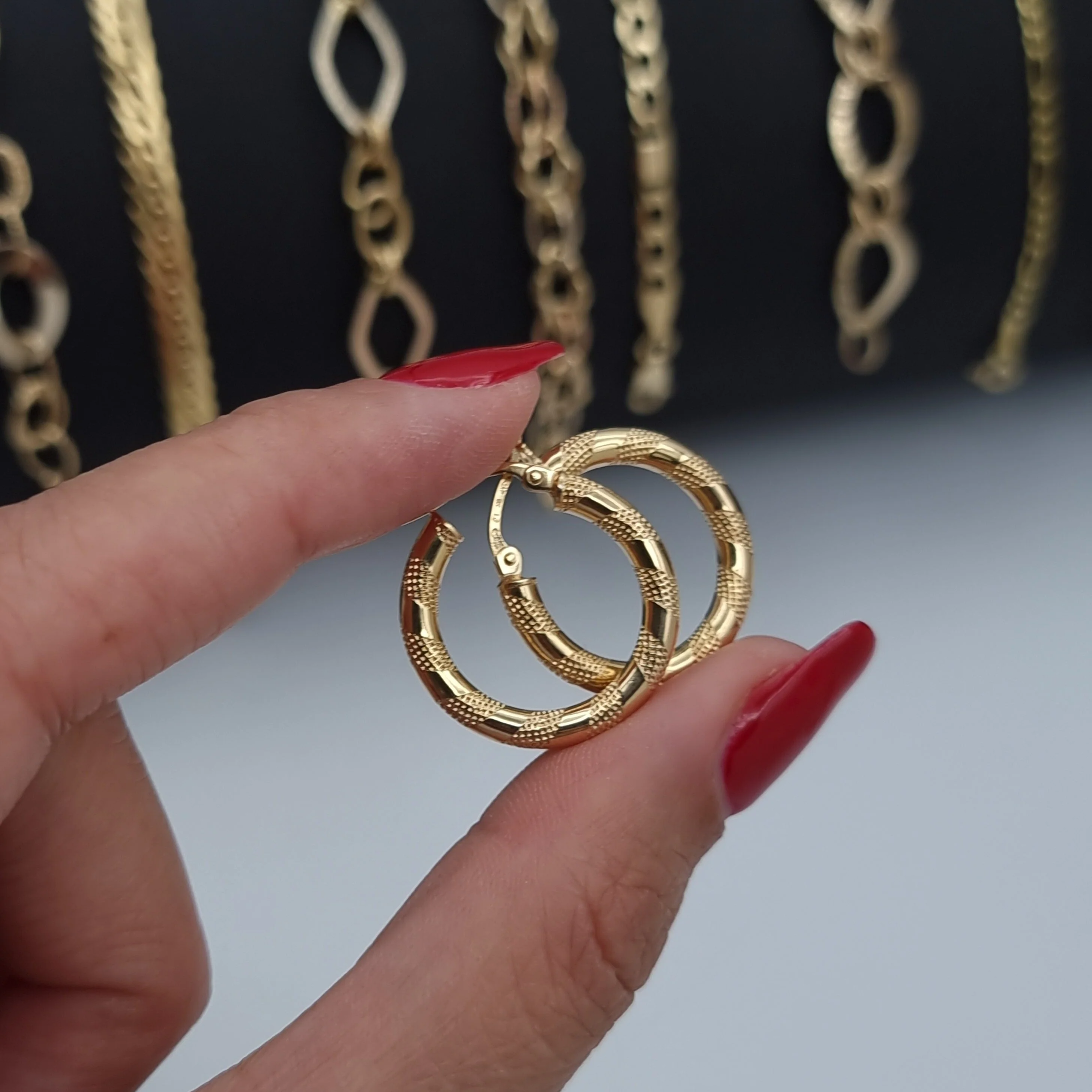 18K Pure Gold Round Earrings - Image 6