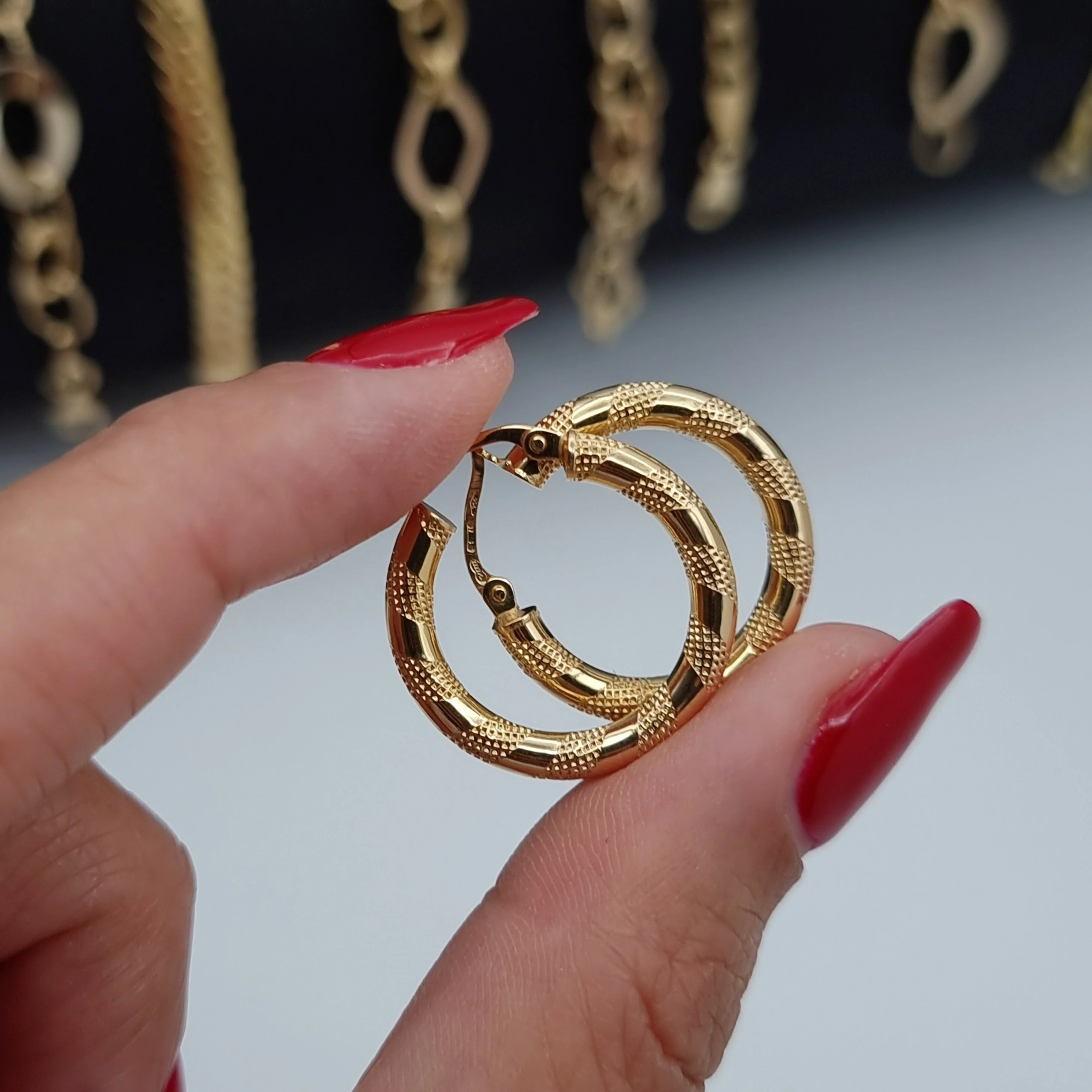18K Pure Gold Round Earrings - Image 7