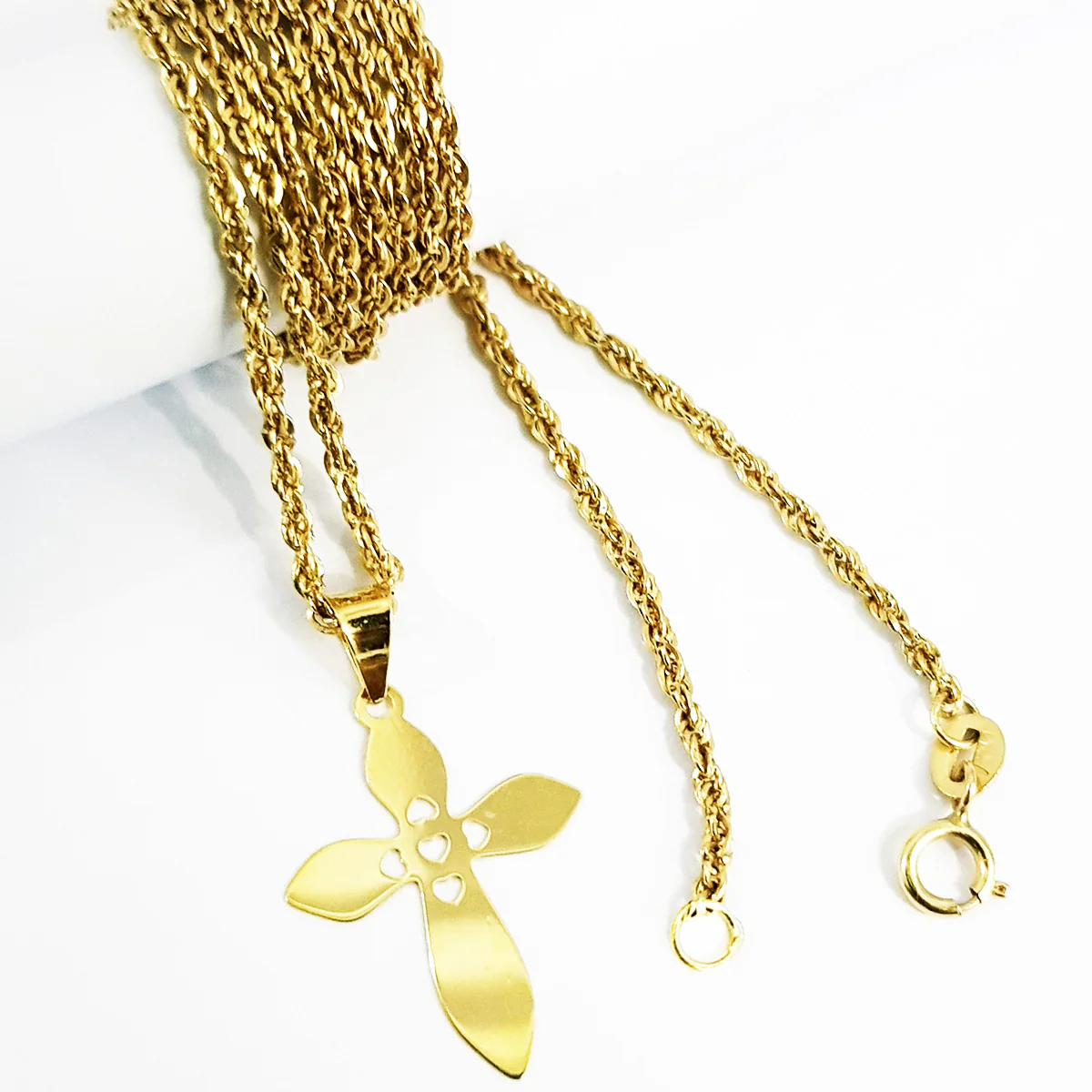 18K Pure Gold Arrow Cross Necklace - Image 3