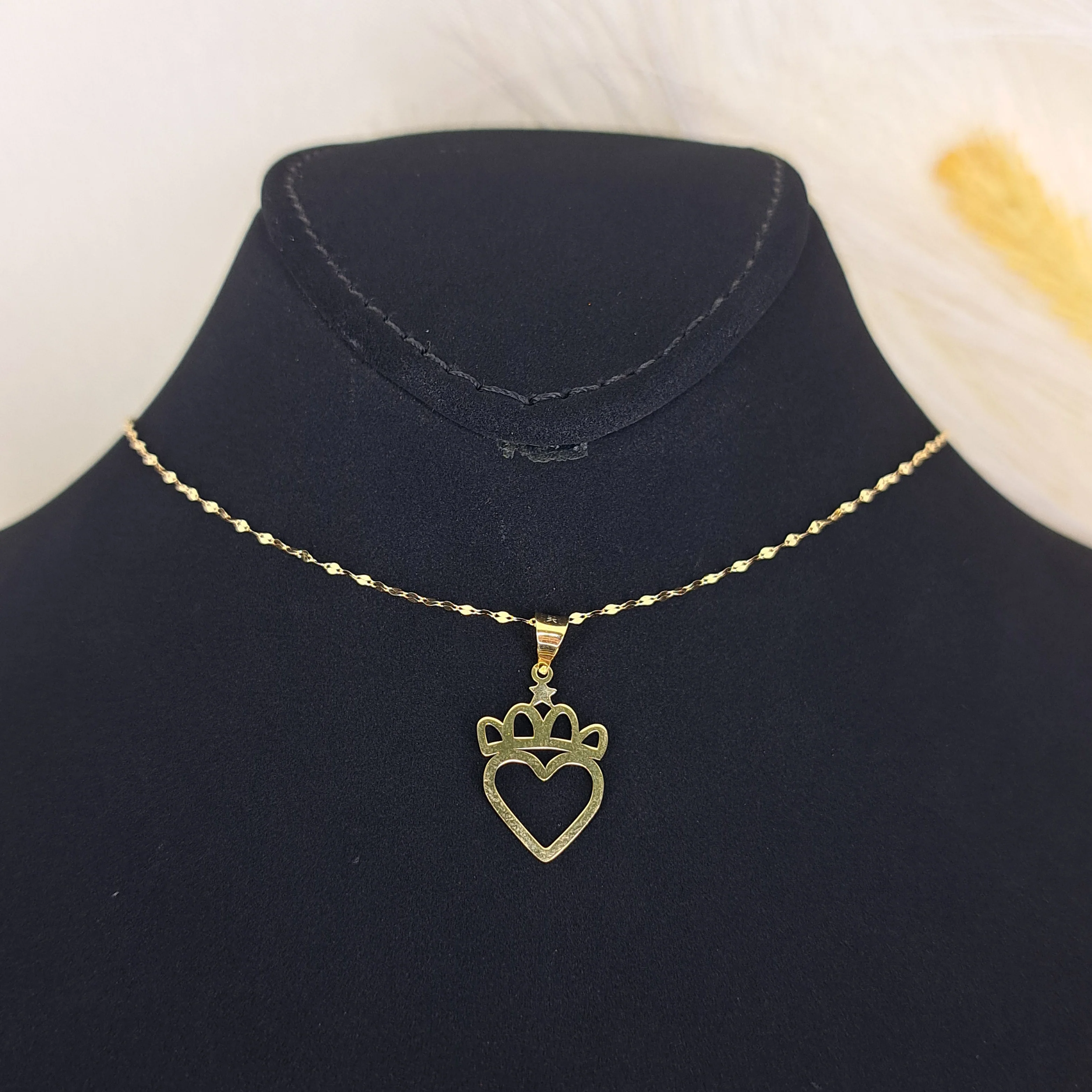 18K Pure Gold Crown Heart Design Necklace - Image 4
