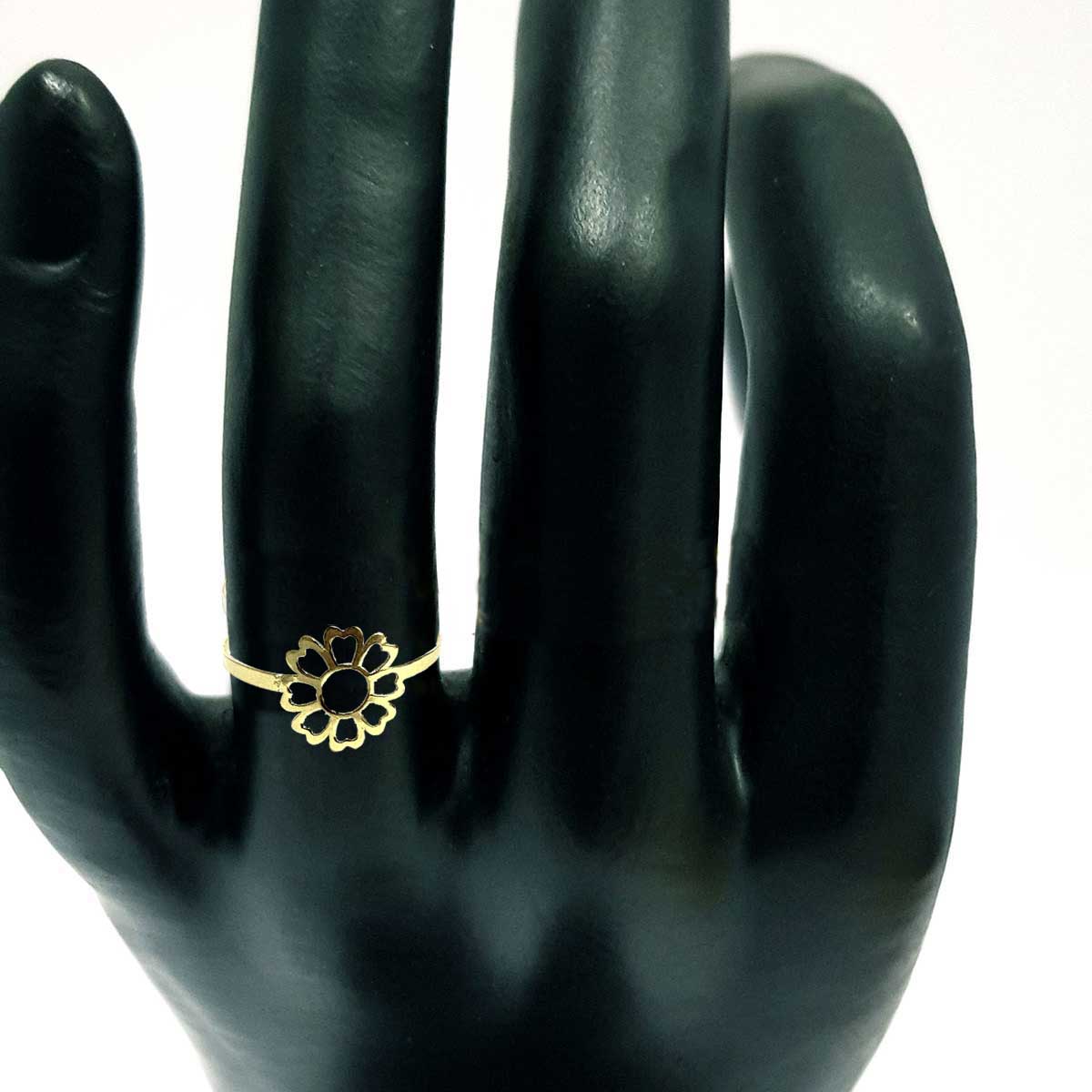 18K Pure Gold Elegant Flower Design Ring - Image 3