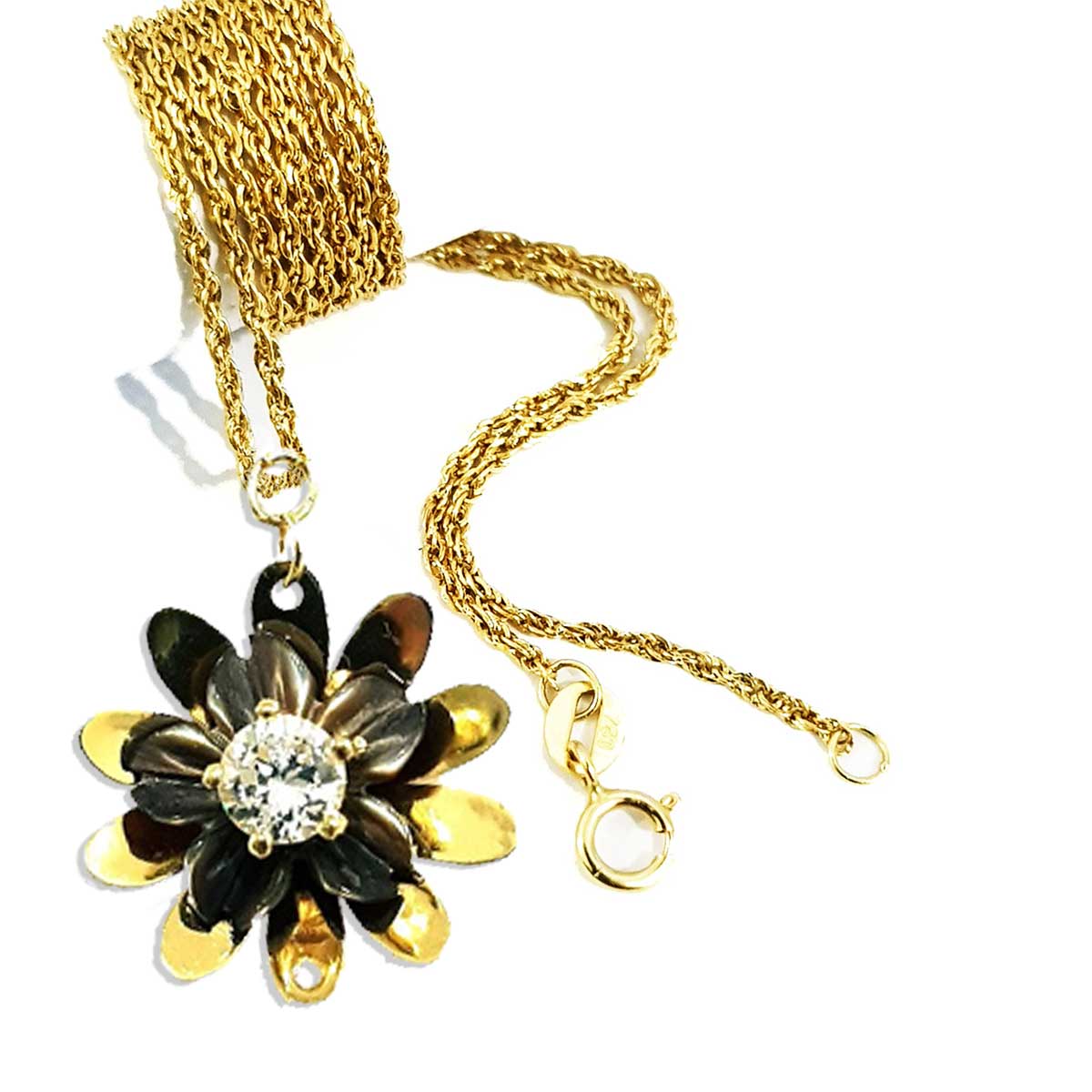 18K Pure Gold Flower w/ Zircon Stone Design Necklace - Image 5
