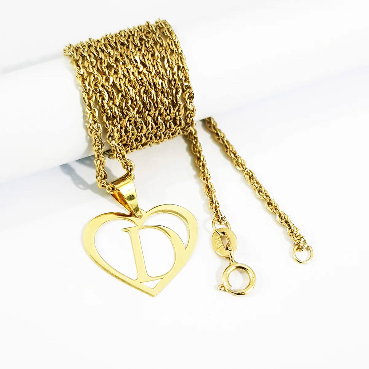 18K Pure Gold Heart Letter D Design Necklace - Image 3