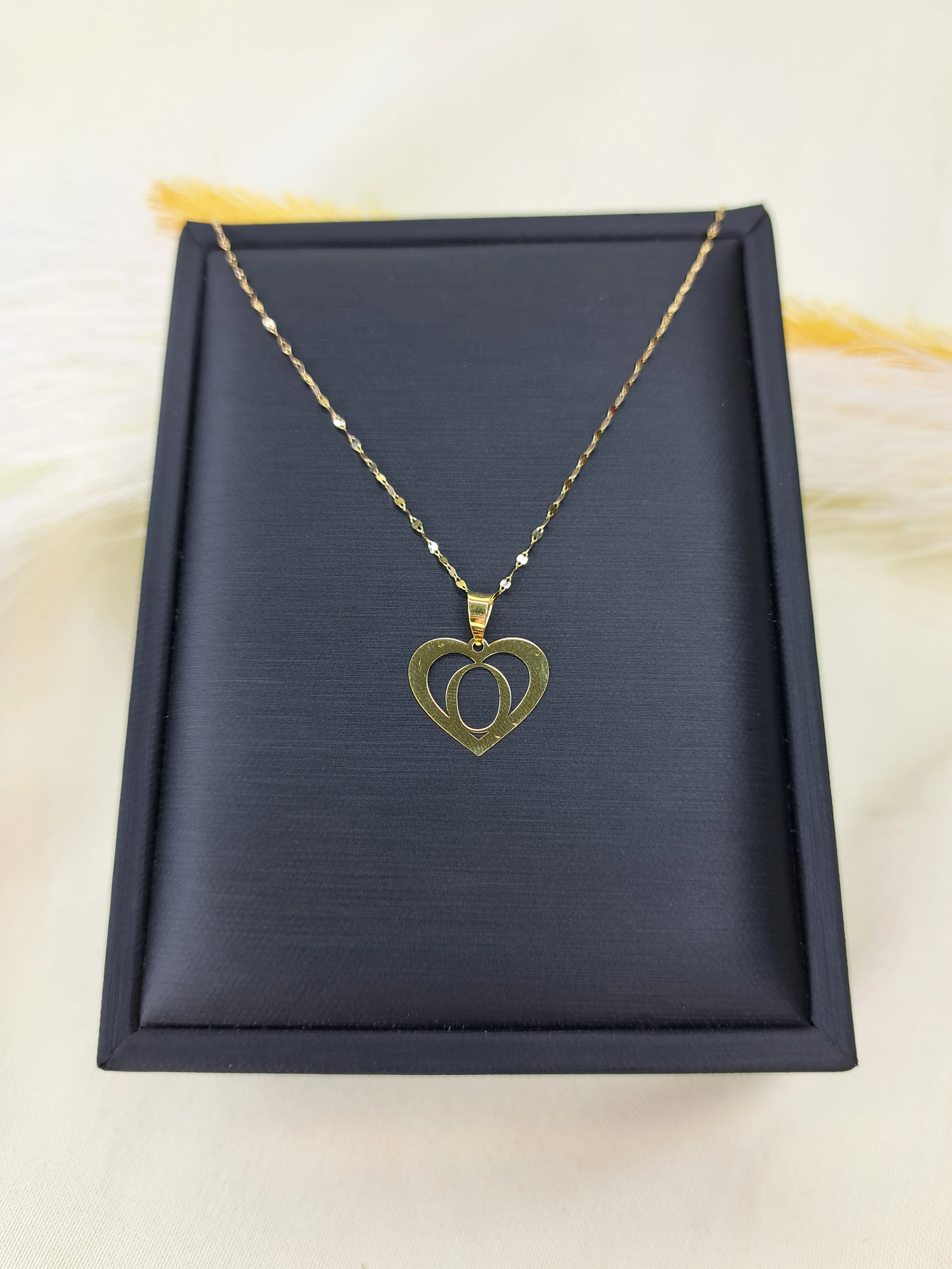 18K Pure Gold Heart Letter O Design Necklace - Image 6