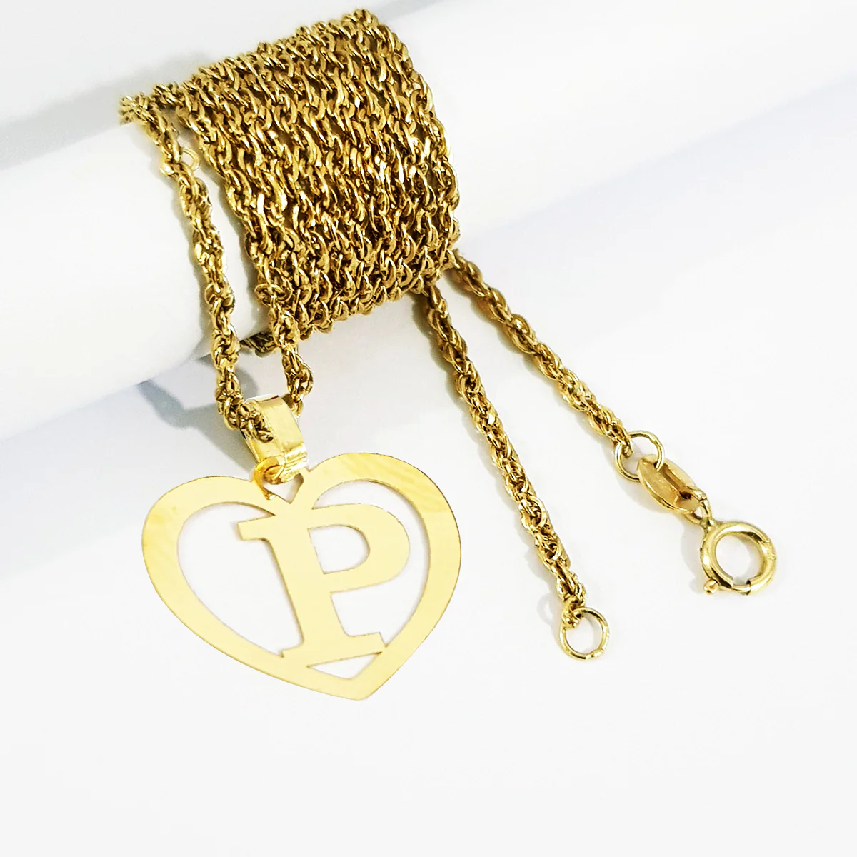 18K Pure Gold Heart Letter P Design Necklace - Image 4