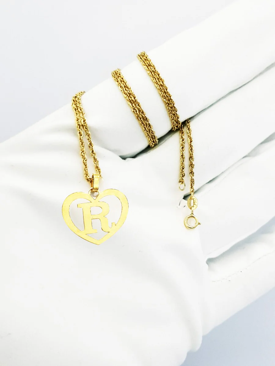 18K Pure Gold Heart Letter R Design Necklace - Image 5