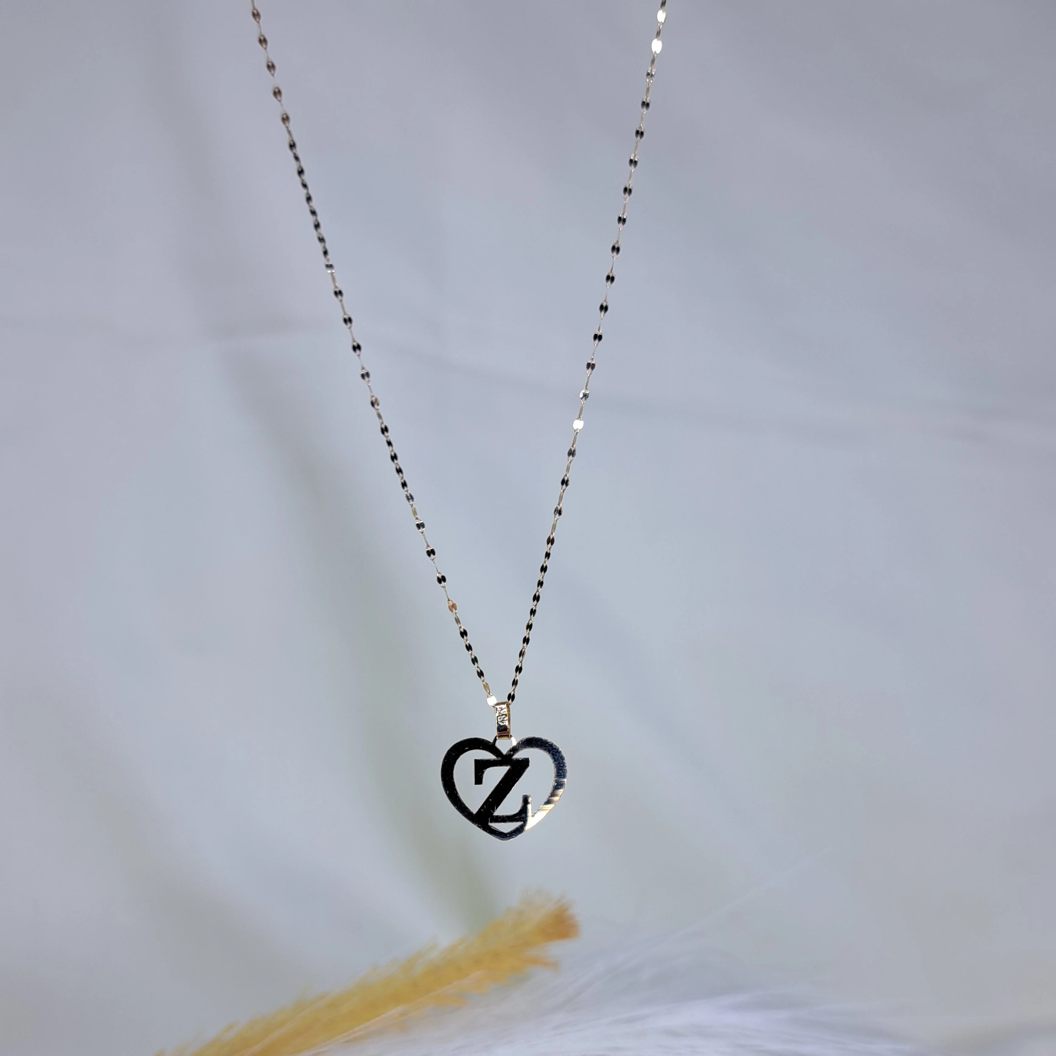 18K Pure Gold Heart Letter Z Design Necklace - Image 7
