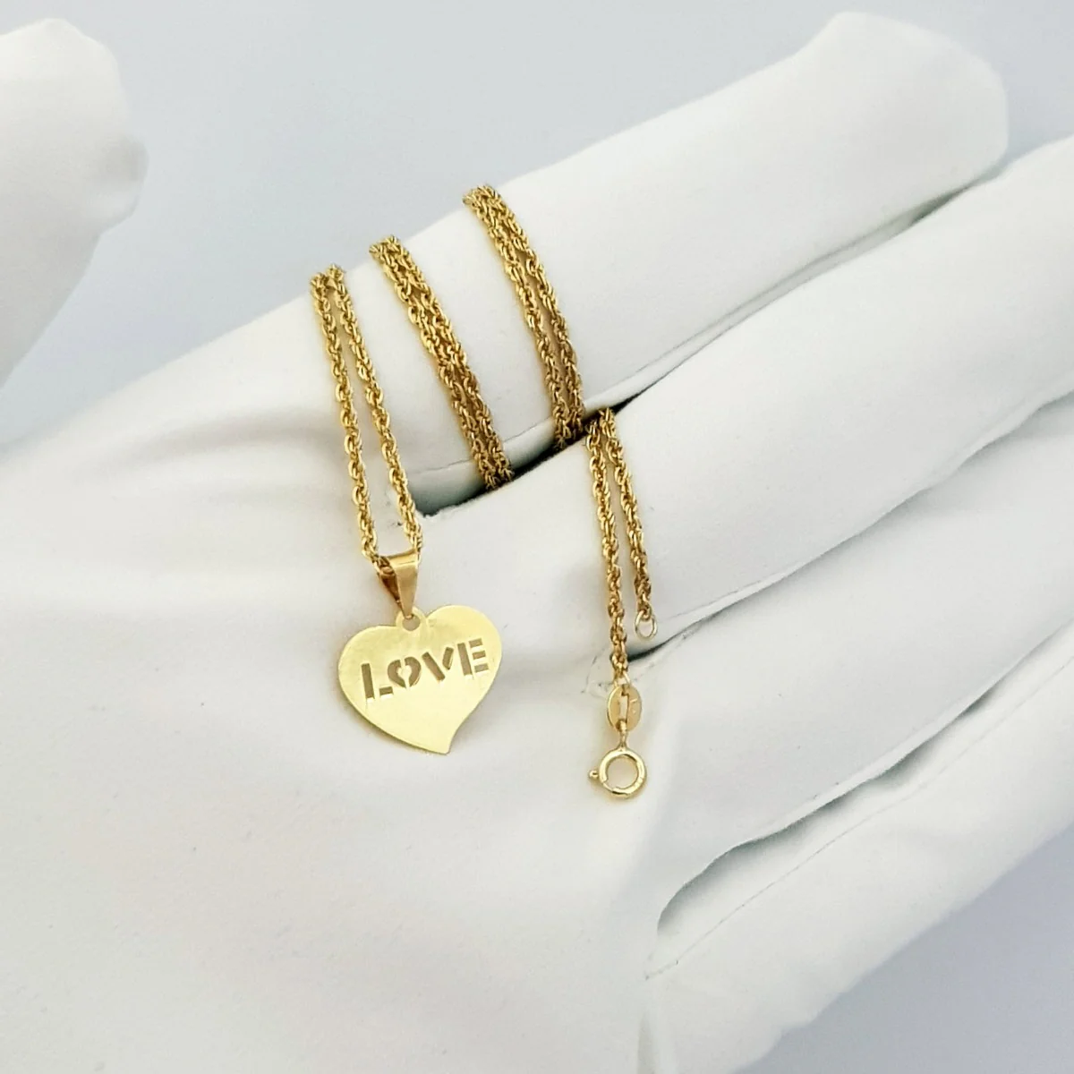 18K Pure Gold Heart Love Design Necklace - Image 4
