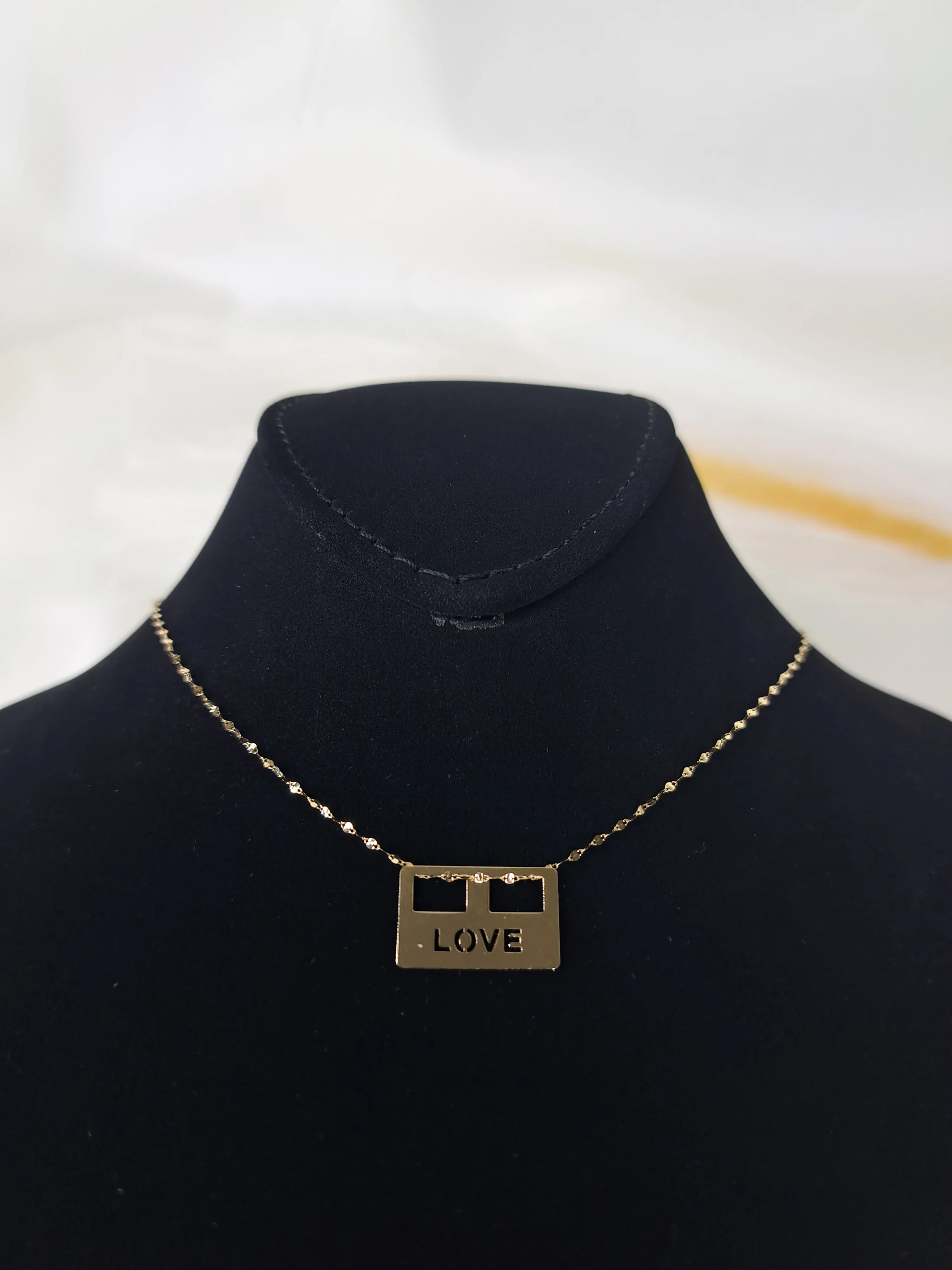 18K Pure Gold Love Design Pendant Necklace - Image 3